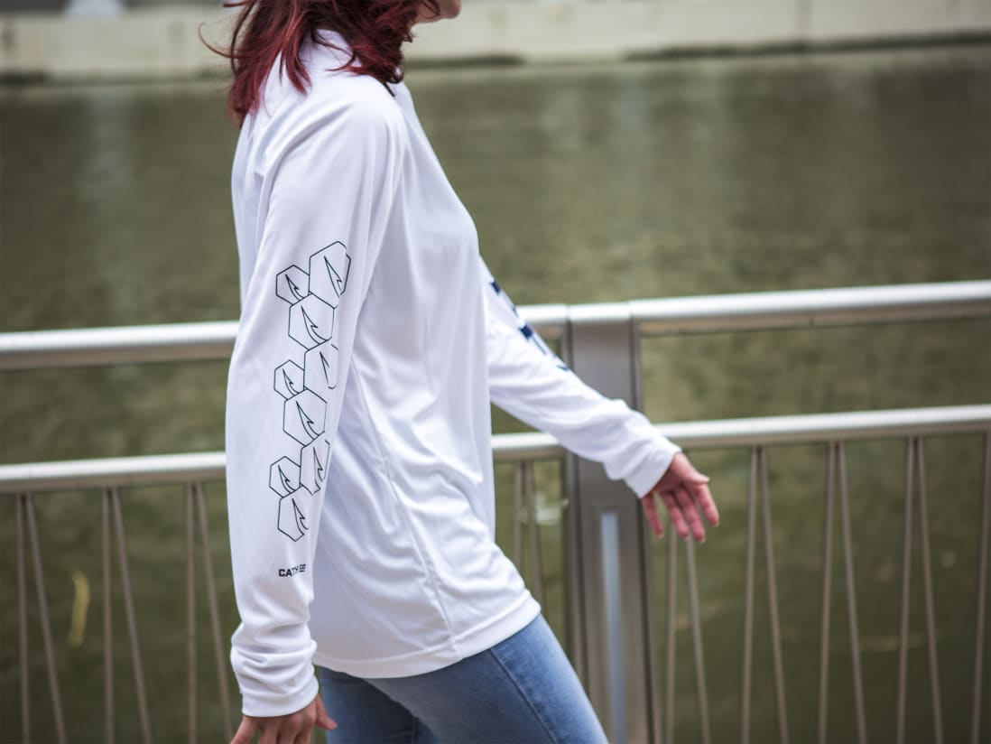 Columbia + Catch Co. PFG Long Sleeve Performance Shirt Columbia + Catch Co. PFG Long Sleeve Performance Shirt -ElaZtech store lifestyle columbiacatchco pfgperformanceshirt 032522 03